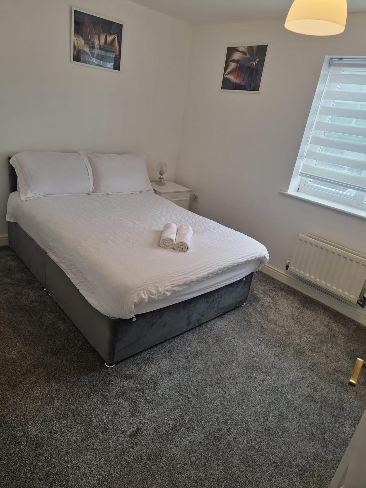 Maidstone Villa 3 Bedroom Free Sports Channels,Parking Sleeps 7 Dış mekan fotoğraf